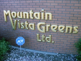 Entrance to Mountain Vista Golf